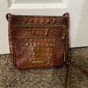 Beautiful Brown Crossbody Brahmin Purse!!